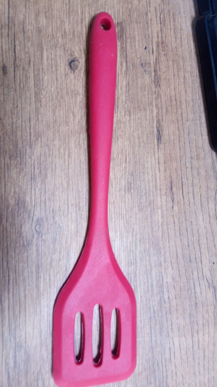 5445 Spatule en silicone | Antiadhésif | Résistant à la chaleur, aux taches et aux odeurs | Facile à nettoyer et passe au lave-vaisselle | Ustensile de cuisine sans couture pour la cuisine, la pâtisserie